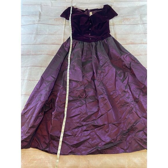 Vintage Renesciance Alfred Angelo Purple Velvet Dress - 13/14 - Picture 5 of 16